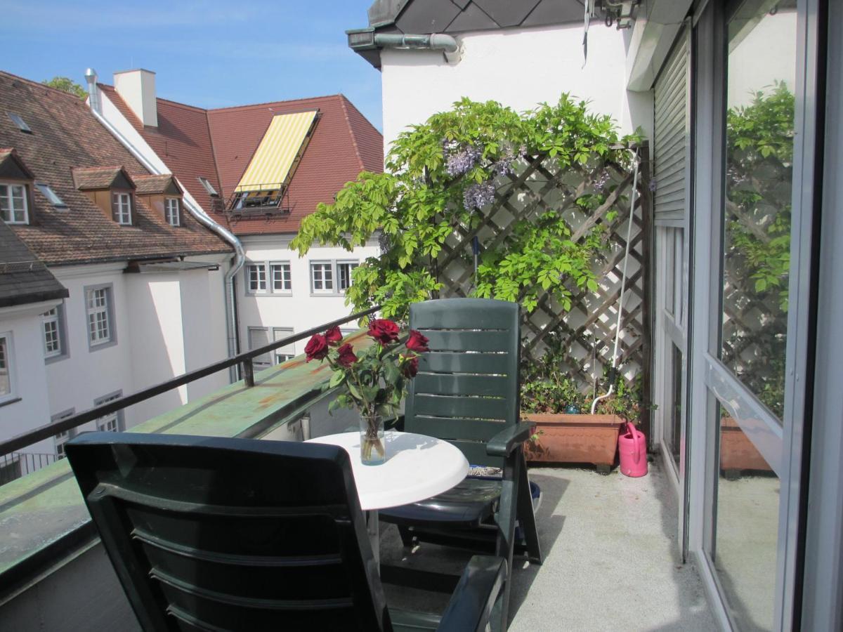 Fewo - Mitten In Freiburg Luaran gambar